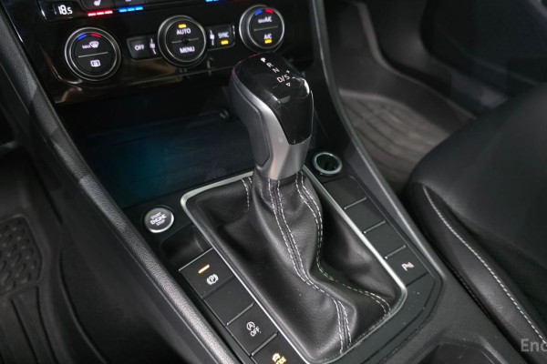 2022 Volkswagen Jetta с пробегом 48 711 км