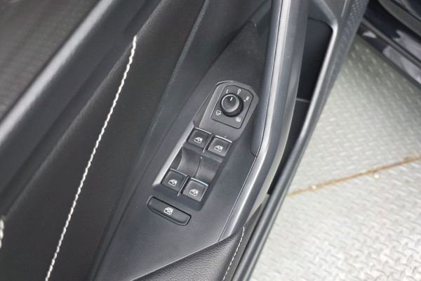 2022 Volkswagen Jetta с пробегом 48 711 км