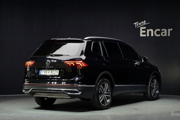 2022 Volkswagen Tiguan с пробегом 38 936 км