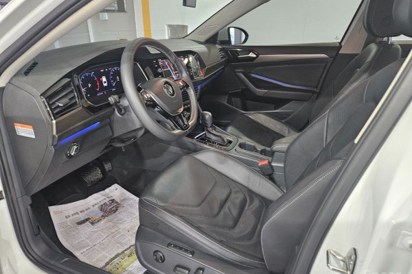 2021 Volkswagen Jetta с пробегом 48 256 км