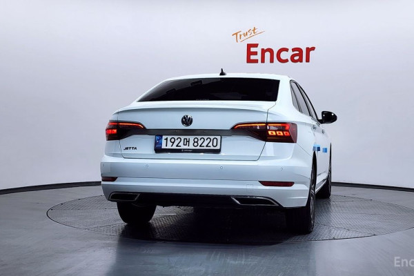 2021 Volkswagen Jetta с пробегом 65 286 км