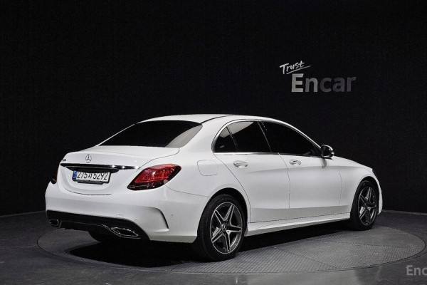 2021 Mercedes-Benz C-Класс AMG с пробегом 51 495 км