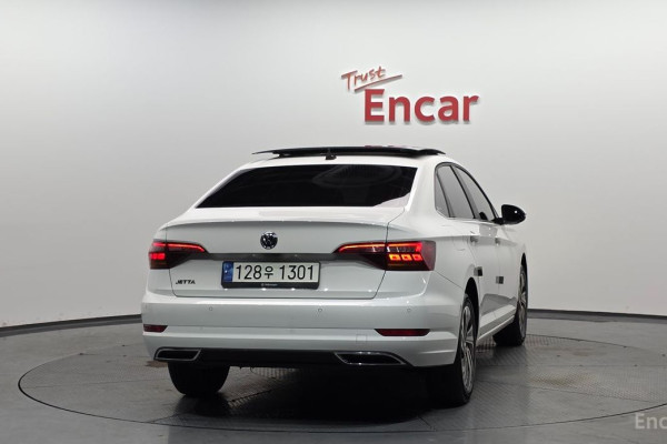 2021 Volkswagen Jetta с пробегом 74 082 км