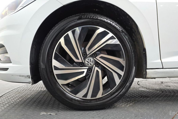 2021 Volkswagen Jetta с пробегом 74 082 км