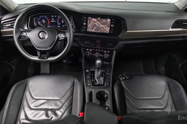 2021 Volkswagen Jetta с пробегом 74 082 км