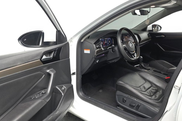 2021 Volkswagen Jetta с пробегом 74 082 км