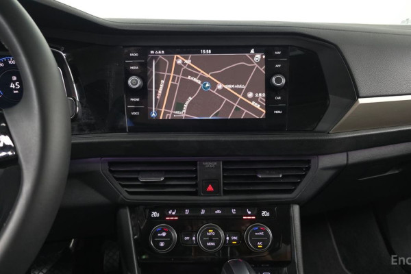 2021 Volkswagen Jetta с пробегом 74 082 км