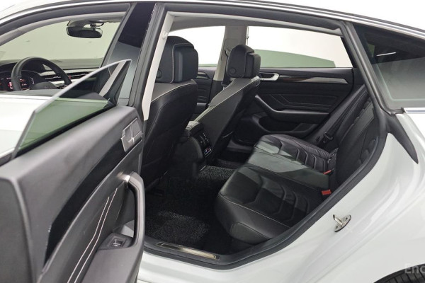 2022 Volkswagen Arteon с пробегом 27 609 км