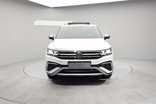 2022 Volkswagen Tiguan с пробегом 21 399 км