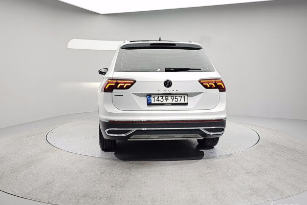 2022 Volkswagen Tiguan с пробегом 21 399 км