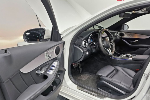 2021 Mercedes-Benz C-Класс AMG с пробегом 26 772 км