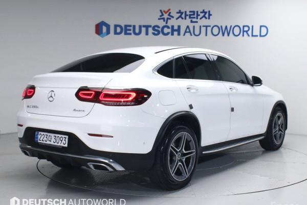 2021 Mercedes-Benz GLC с пробегом 60 875 км