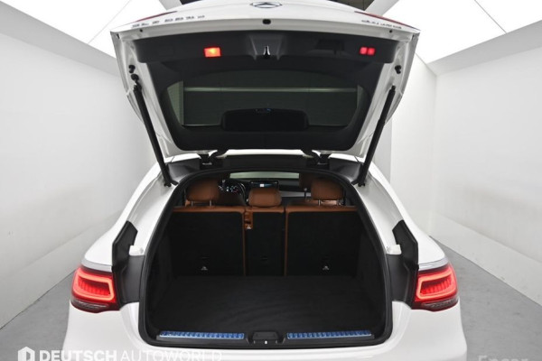 2021 Mercedes-Benz GLC с пробегом 60 875 км