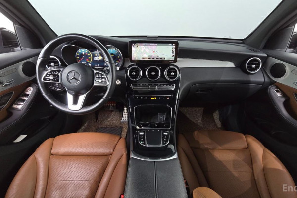 2021 Mercedes-Benz GLC с пробегом 96 722 км