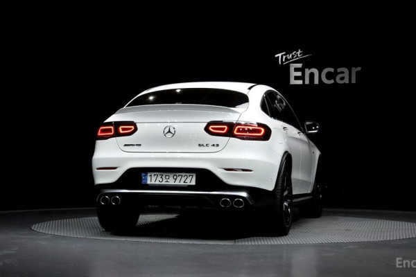 2021 Mercedes-Benz GLC с пробегом 56 292 км