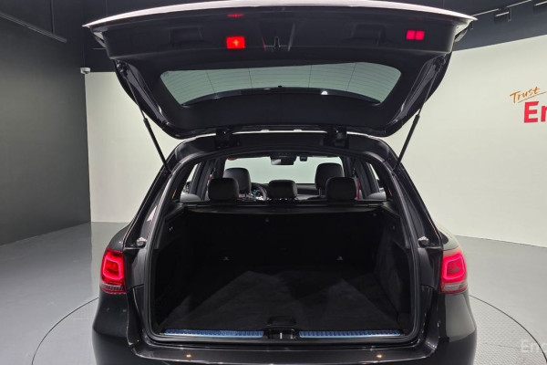 2022 Mercedes-Benz GLC с пробегом 42 732 км