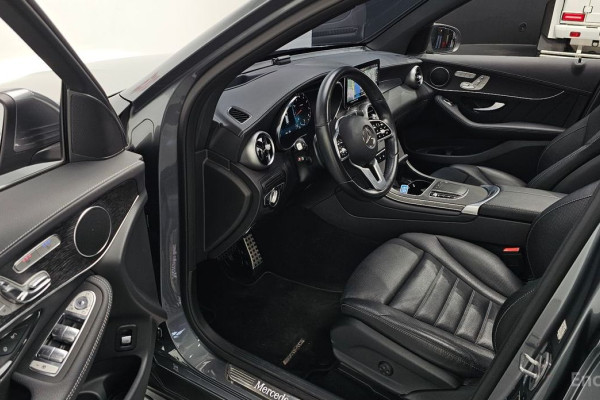 2022 Mercedes-Benz GLC с пробегом 44 610 км