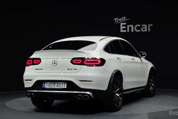 2022 Mercedes-Benz GLC с пробегом 72 936 км