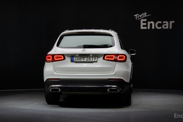 2022 Mercedes-Benz GLC с пробегом 83 332 км