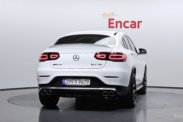 2021 Mercedes-Benz GLC с пробегом 70 321 км