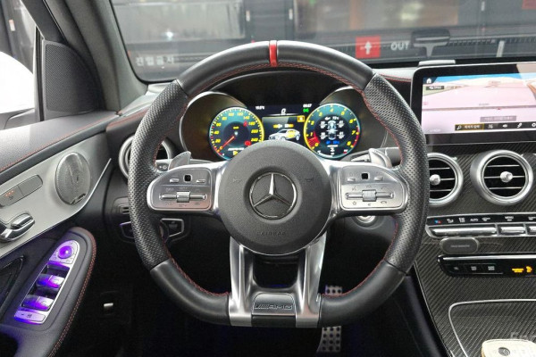 2021 Mercedes-Benz GLC с пробегом 70 321 км