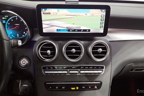 2022 Mercedes-Benz GLC с пробегом 51 791 км