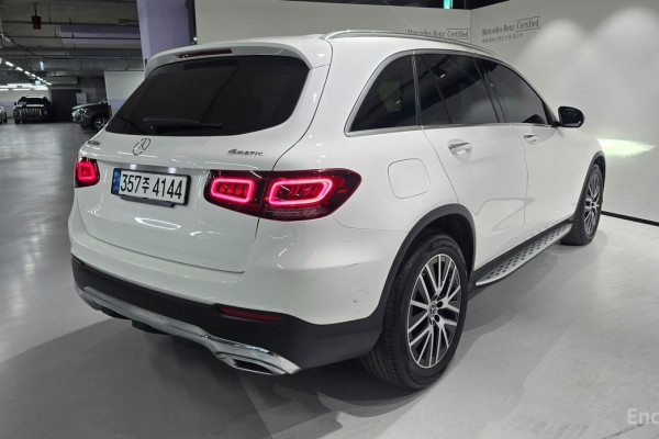 2021 Mercedes-Benz GLC с пробегом 48 266 км