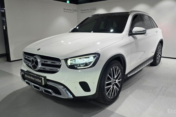 2021 Mercedes-Benz GLC с пробегом 48 266 км
