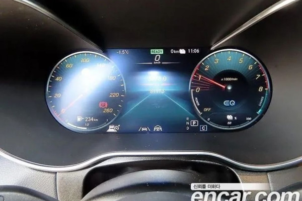 2021 Mercedes-Benz GLC с пробегом 81 162 км