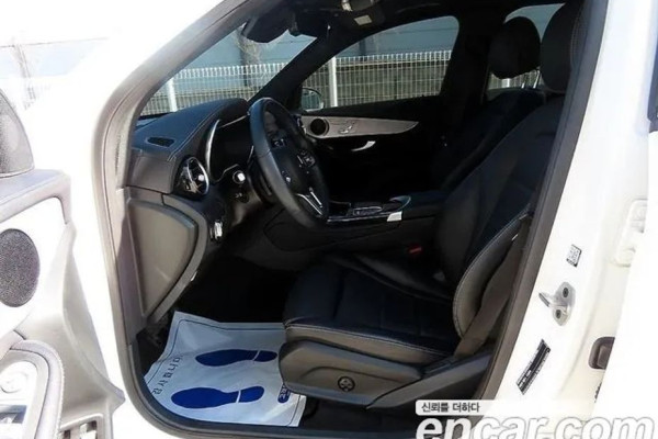 2021 Mercedes-Benz GLC с пробегом 81 162 км