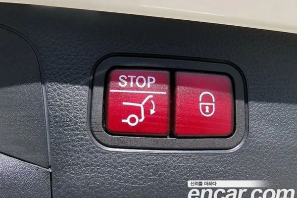 2021 Mercedes-Benz GLC с пробегом 81 162 км