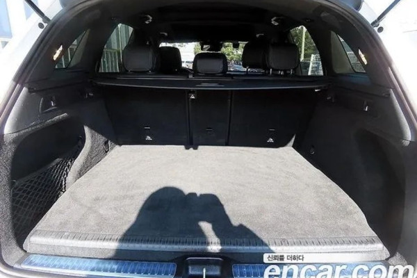 2021 Mercedes-Benz GLC с пробегом 81 162 км