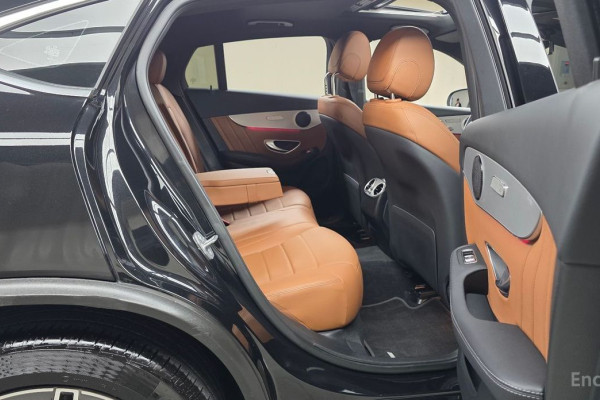 2021 Mercedes-Benz GLC с пробегом 56 806 км