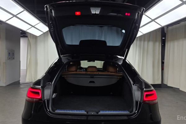 2021 Mercedes-Benz GLC с пробегом 56 806 км