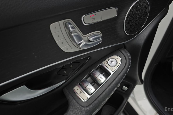 2021 Mercedes-Benz GLC с пробегом 61 054 км