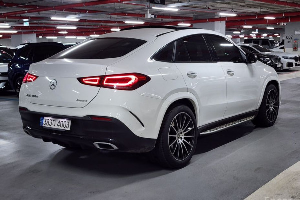 2022 Mercedes-Benz GLE с пробегом 93 333 км