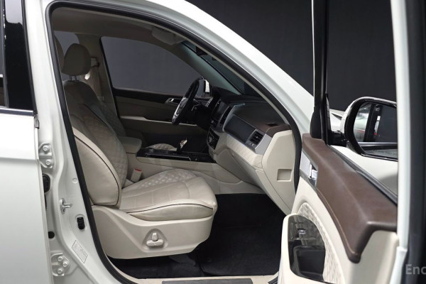 2022 SsangYong Rexton с пробегом 72 889 км