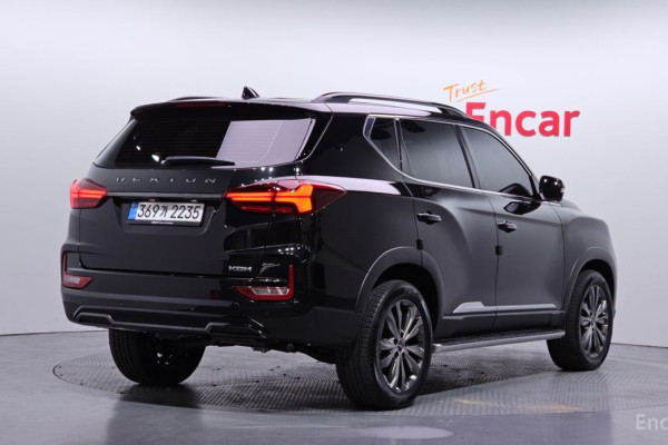 2025 SsangYong Rexton с пробегом 8 905 км