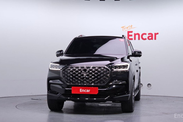 2025 SsangYong Rexton с пробегом 8 905 км