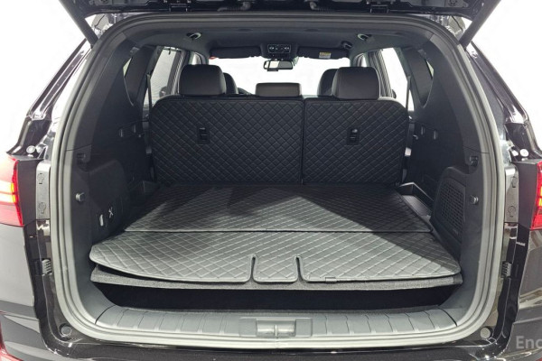 2025 SsangYong Rexton с пробегом 8 905 км