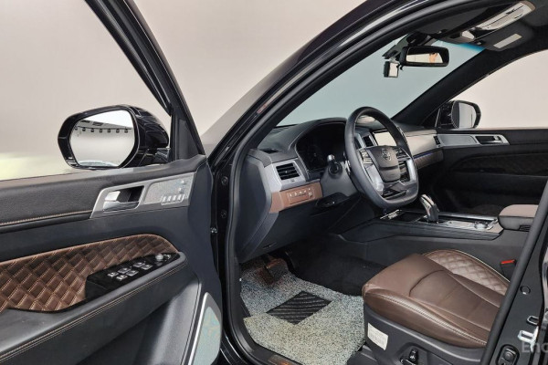 2023 SsangYong Rexton с пробегом 52 003 км