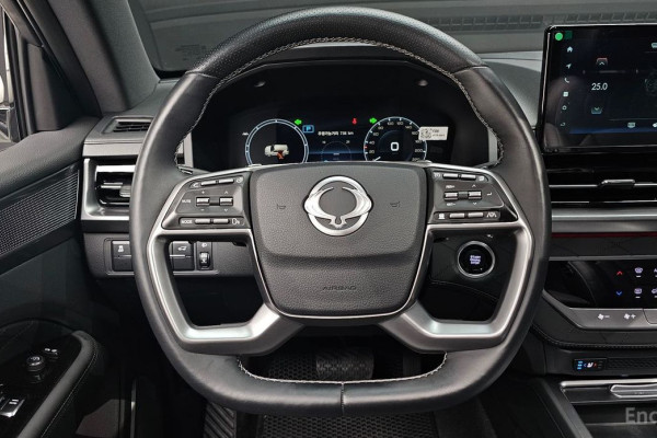 2024 SsangYong Rexton с пробегом 8 682 км