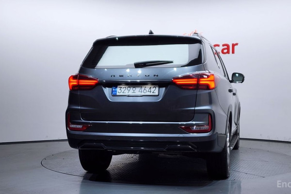 2023 SsangYong Rexton с пробегом 76 449 км