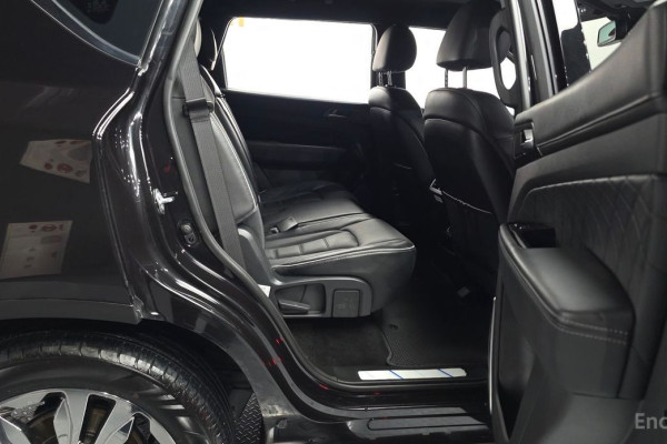 2024 SsangYong Rexton с пробегом 37 736 км