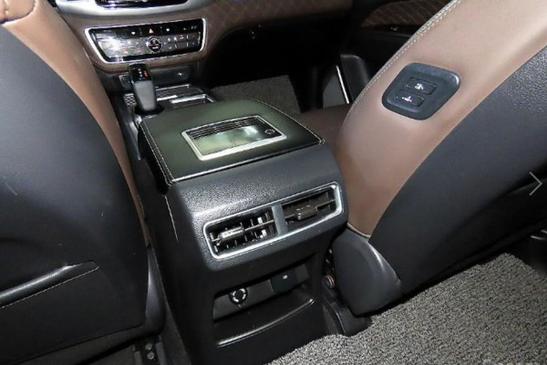 2023 SsangYong Rexton с пробегом 73 778 км