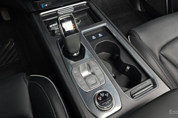 2024 SsangYong Rexton с пробегом 10 736 км