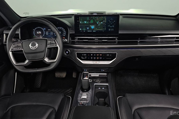 2024 SsangYong Rexton с пробегом 10 736 км