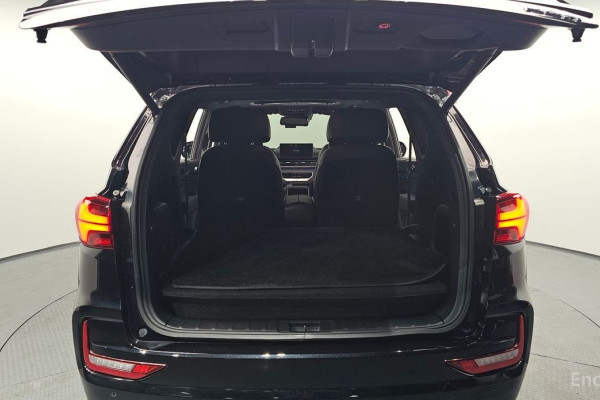 2024 SsangYong Rexton с пробегом 10 736 км