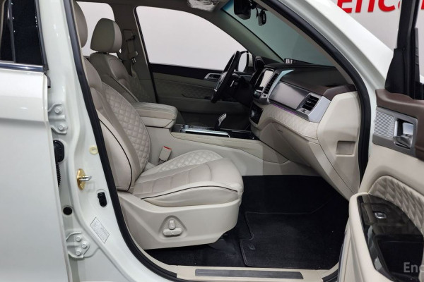 2022 SsangYong Rexton с пробегом 62 938 км