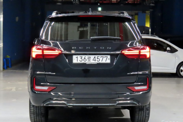 2021 SsangYong Rexton с пробегом 6 905 км